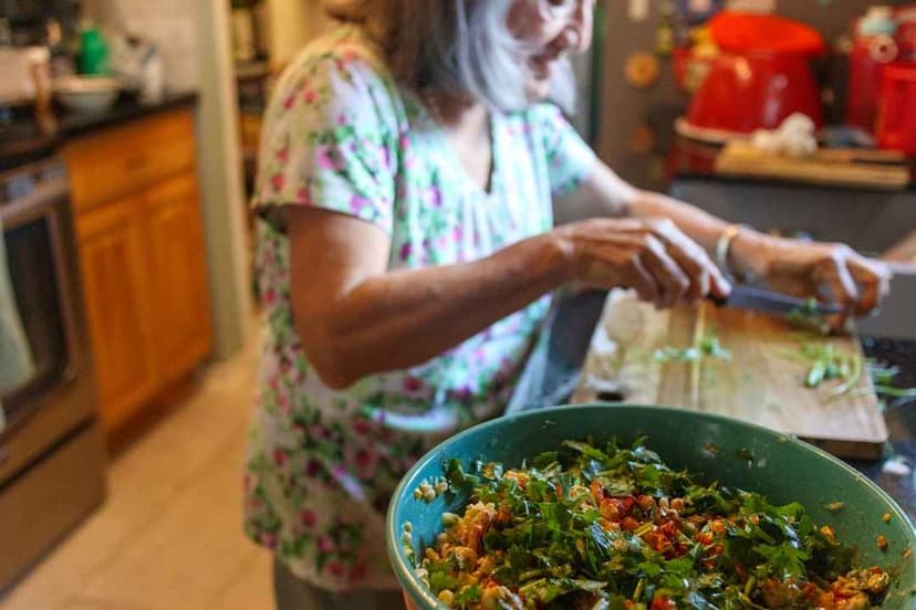 Alimentación en la menopausia: qué cambia y cómo adaptarla